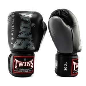 Boxing gloves Twins Special black